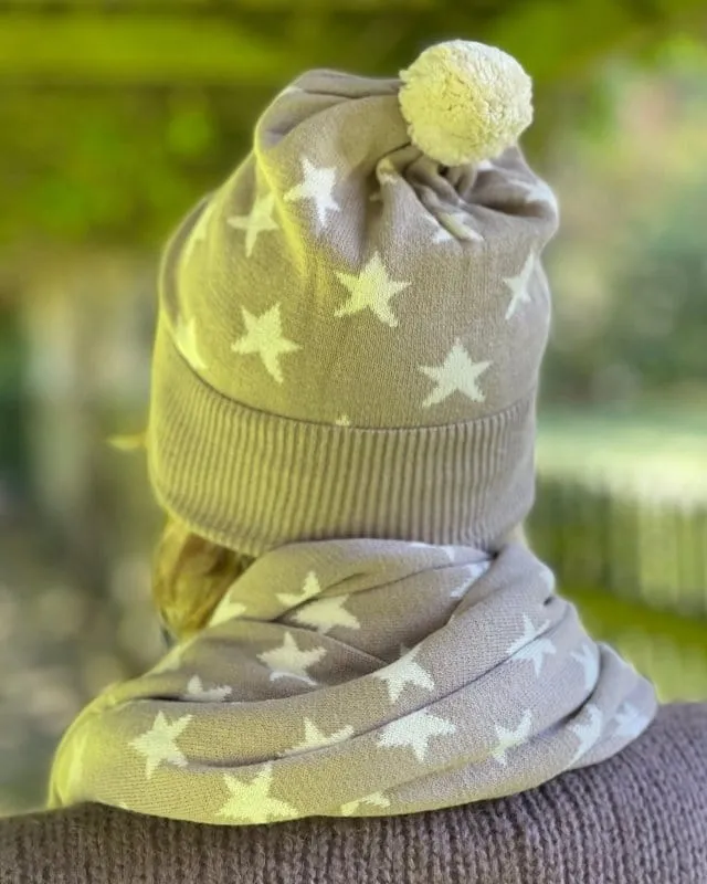 Knitted Cotton Stars Pom Pom Beanie - Taupe/Beige